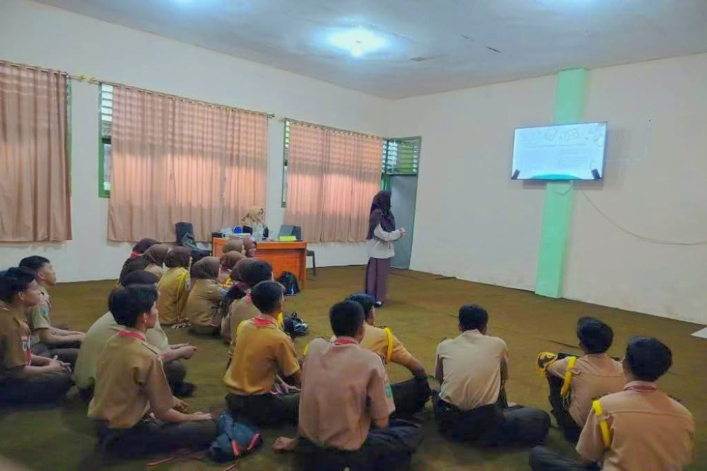 Latihan Pramuka MAN 2 Parigi Bahas Media dan Komunikasi, Suasana Seru Penuh Tantangan Kreatif