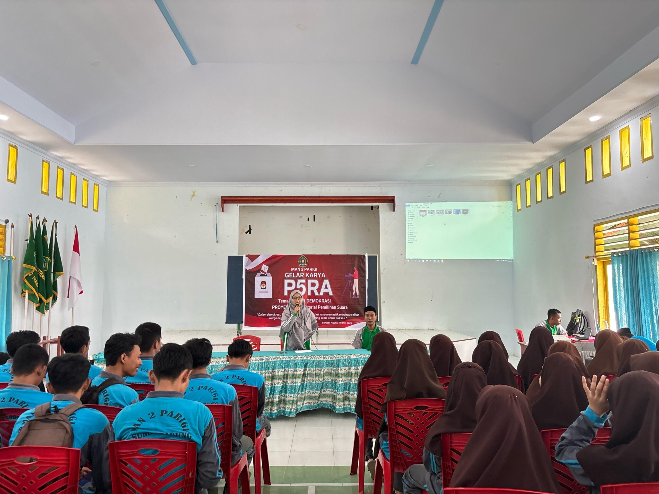 \n MAN 2 PARIGI GELAR KARYA P5RA DENGAN TEMA \"SUARA DEMOKRASI\" \n