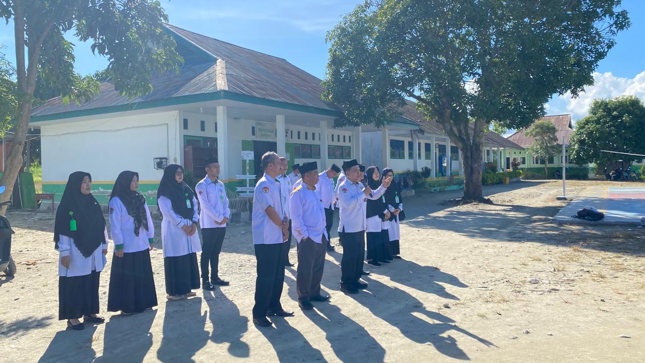 Ujian Madrasah MAN 2 Parigi Tahun Ajaran 2025/2026 Resmi Dibuka oleh Plt. Kasi Pendis