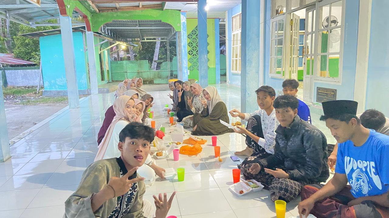 Harmoni Ramadan Kelas XII REG E MAN 2 Parigi: Buka Bersama yang Menyimpan Sejuta Cerita